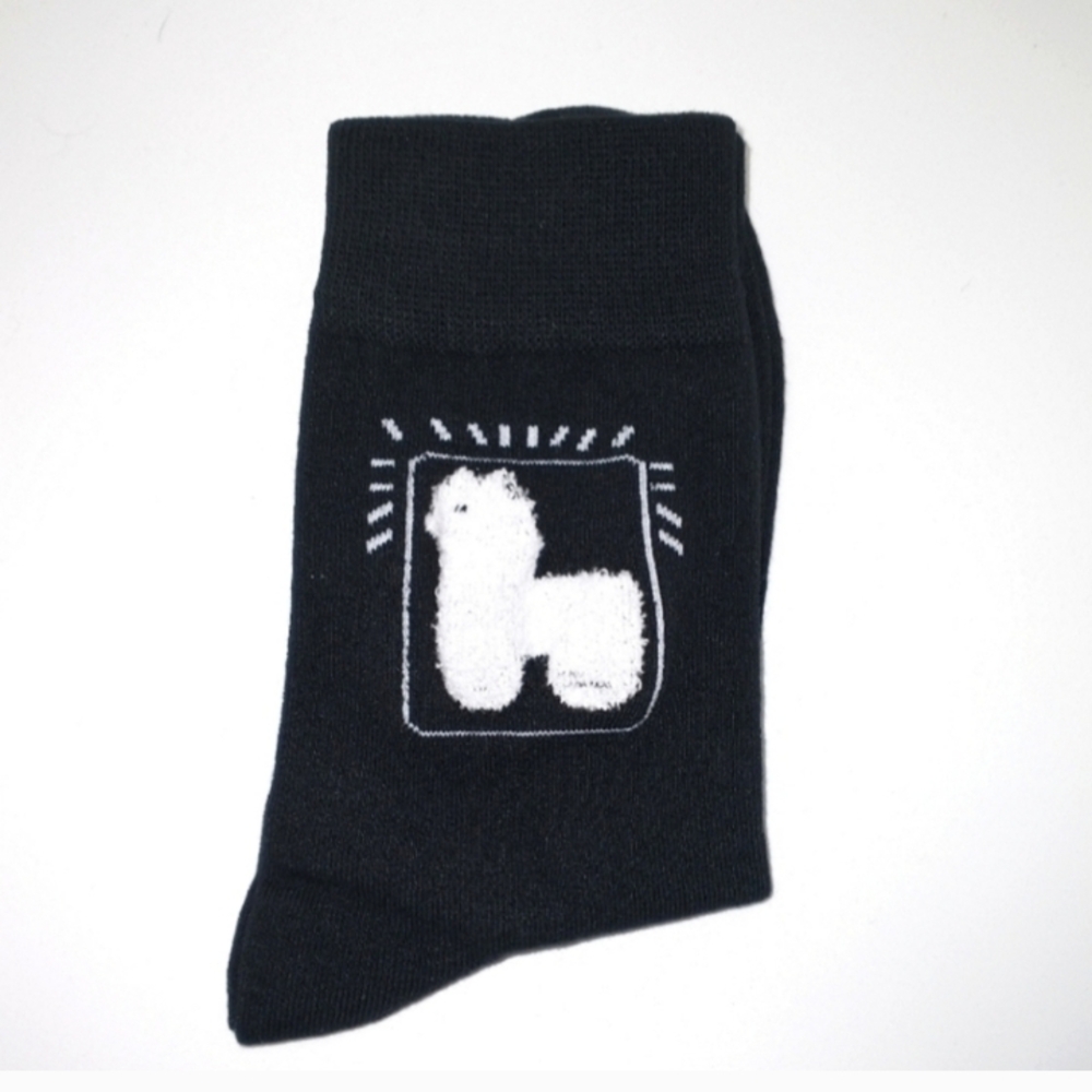 🧁 3/$30 Adorable Llama Fuzzy Black Socks NEW